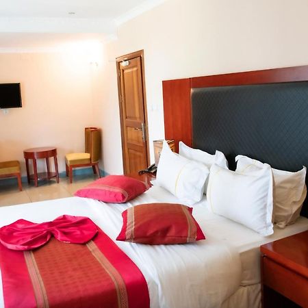 Orient Park Hotel Kigali Dış mekan fotoğraf