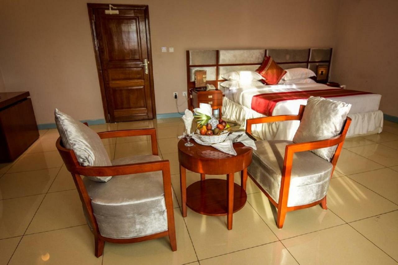 Orient Park Hotel Kigali Dış mekan fotoğraf