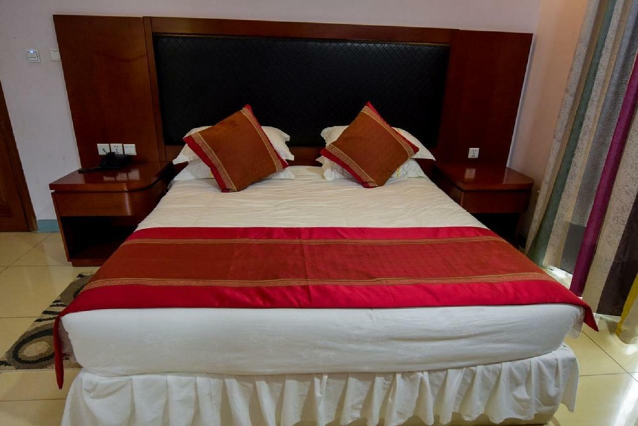 Orient Park Hotel Kigali Dış mekan fotoğraf