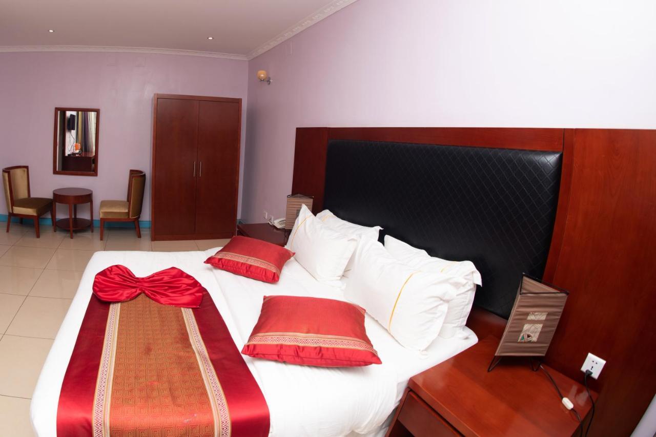 Orient Park Hotel Kigali Dış mekan fotoğraf
